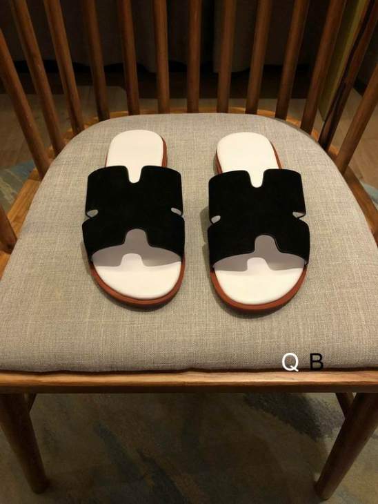 Picture of Hermes Slippers _SKUHERMESsz38-44BS01081596